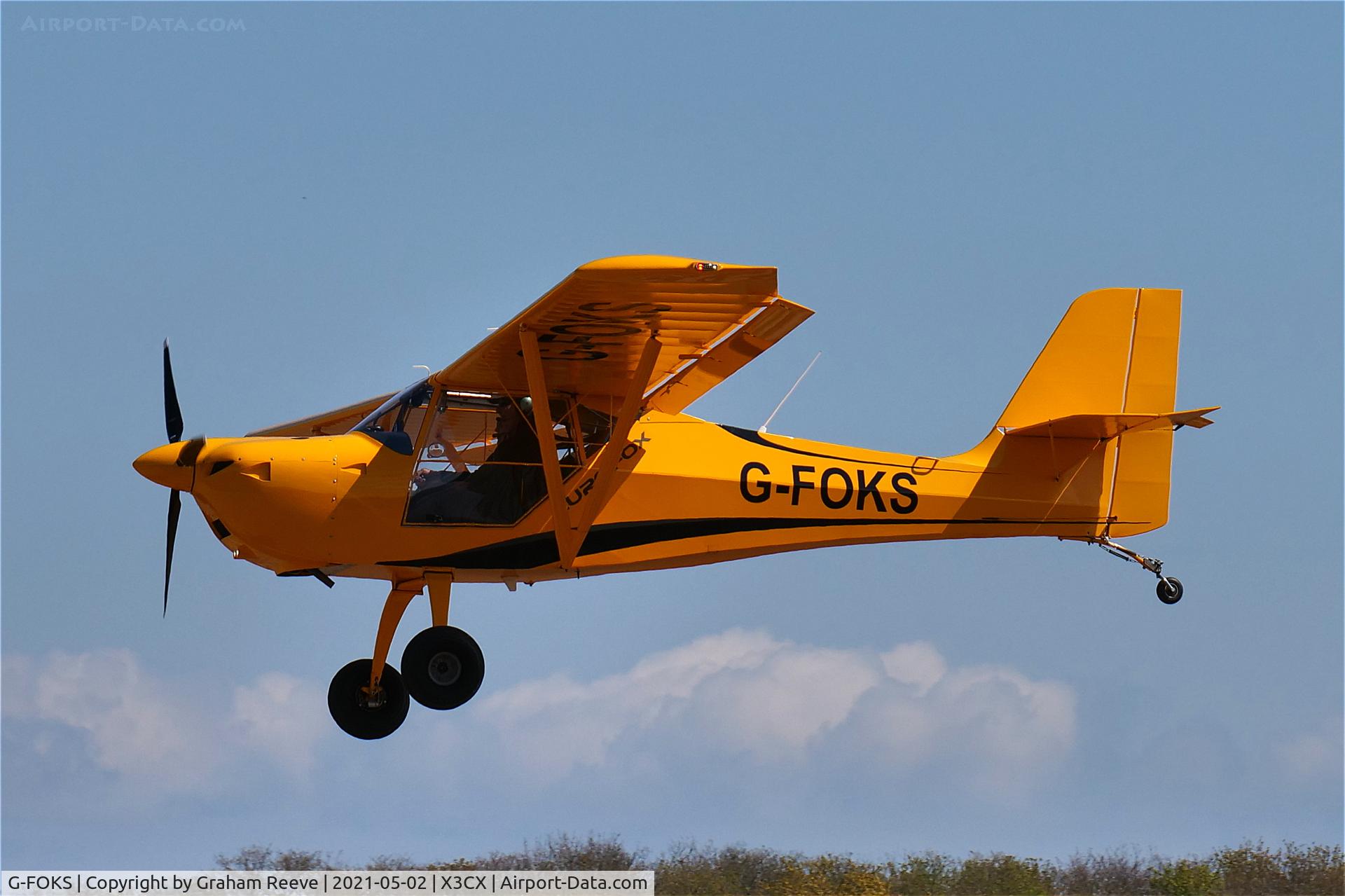 G-FOKS, 2017 AeroPro Eurofox  912(S) C/N LAA 376-15473, Landing at Northrepps.