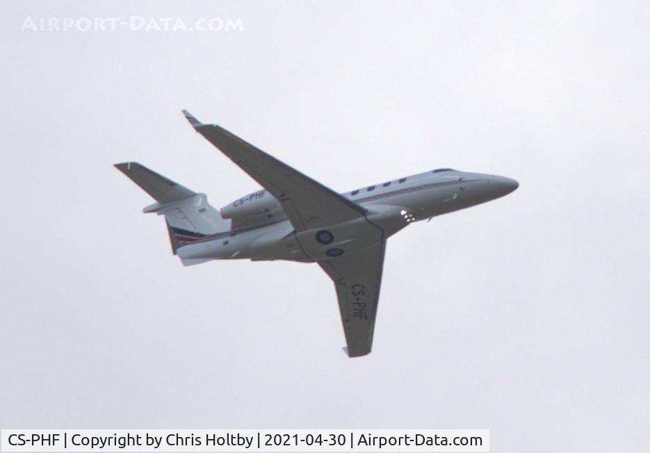 CS-PHF, 2015 Embraer EMB-505 Phenom 300 C/N 50500260, Over Amwell, Herts