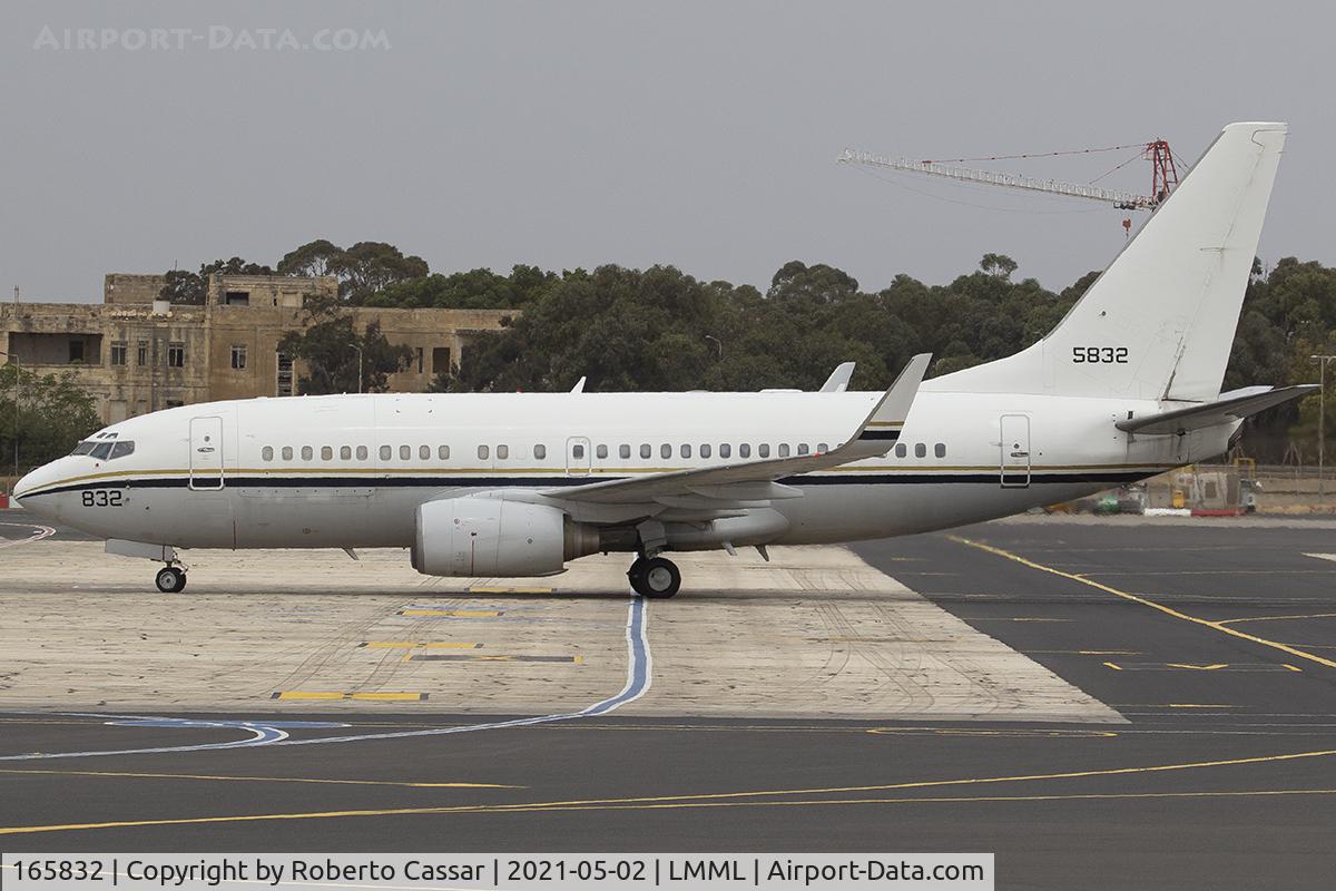 165832, 2001 Boeing C-40A Clipper C/N 30781/742, Park 9