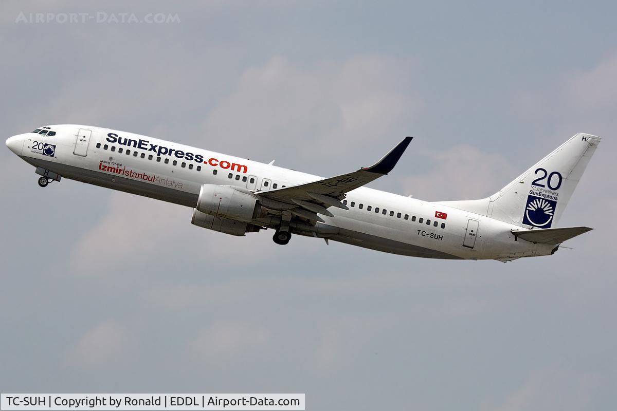 TC-SUH, 2002 Boeing 737-8CX C/N 32366, at dus