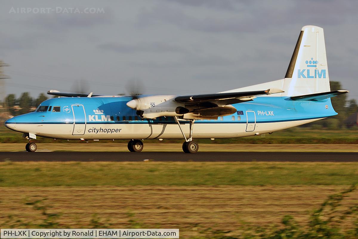 PH-LXK, 1993 Fokker 50 C/N 20271, at spl