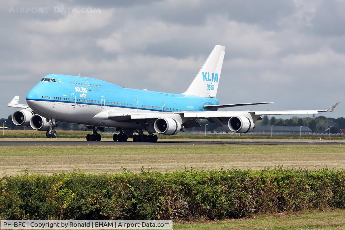 PH-BFC, 1989 Boeing 747-406BC C/N 23982, at spl
