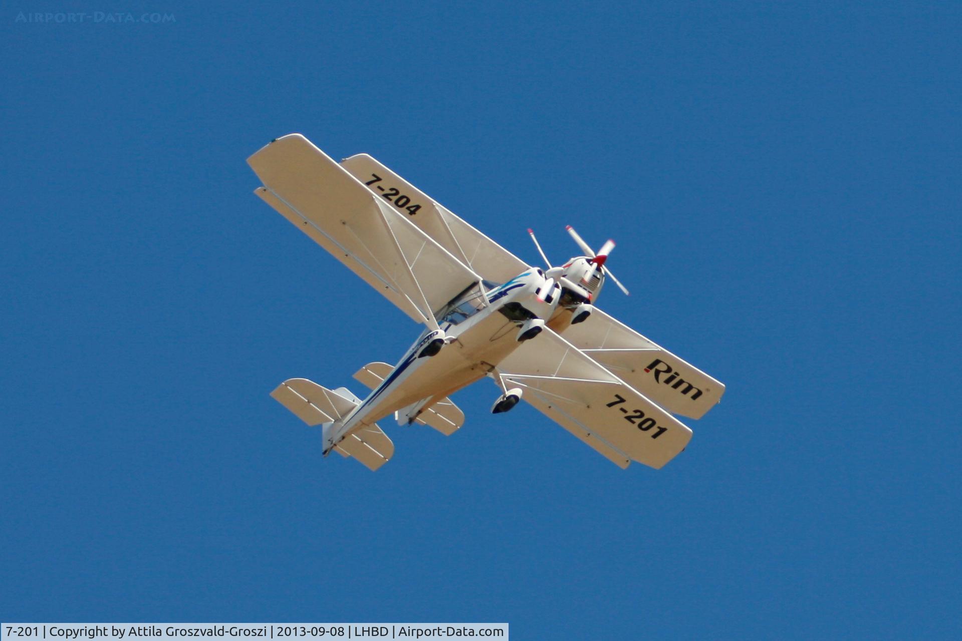 7-201, 2011 Apollo Fox C/N 150611, LHBD - Börgönd Airport, Hungary