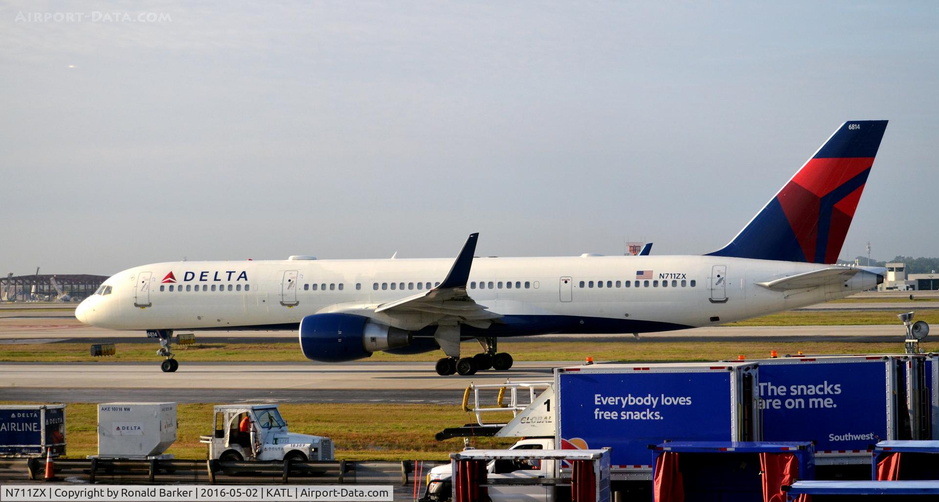 N711ZX, 1997 Boeing 757-231 C/N 28481, Taxi to takeoff Atlanta