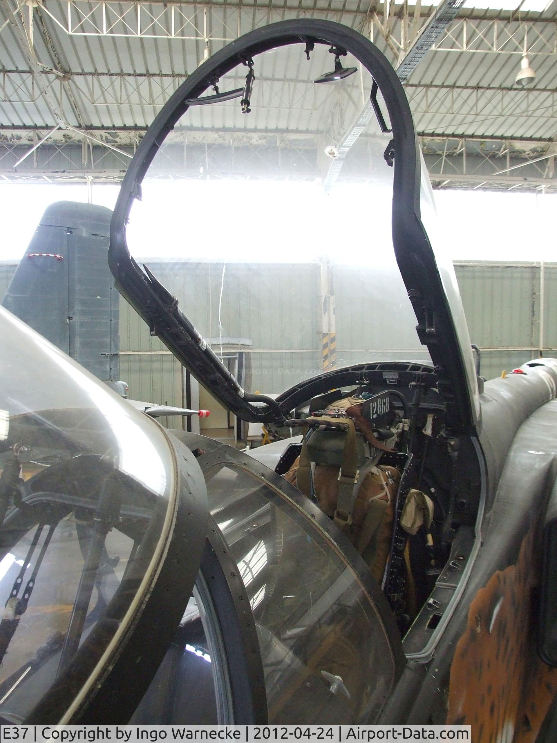 E37, Sepecat Jaguar E C/N E37, SEPECAT Jaguar E at the EALC Musee de l'Aviation Clement Ader, Lyon-Corbas  #c