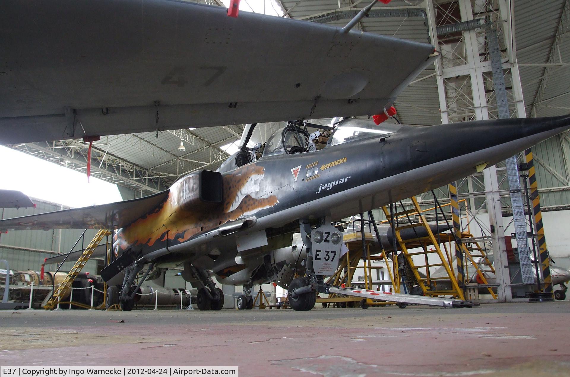 E37, Sepecat Jaguar E C/N E37, SEPECAT Jaguar E at the EALC Musee de l'Aviation Clement Ader, Lyon-Corbas