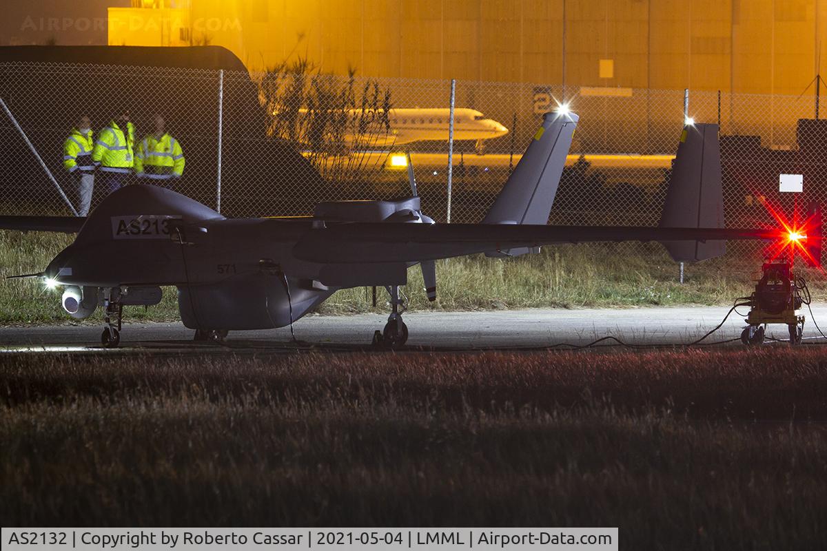 AS2132, Israel Aerospace Industries Heron Shoval C/N 571, Taxiway Papa - Certification Flight