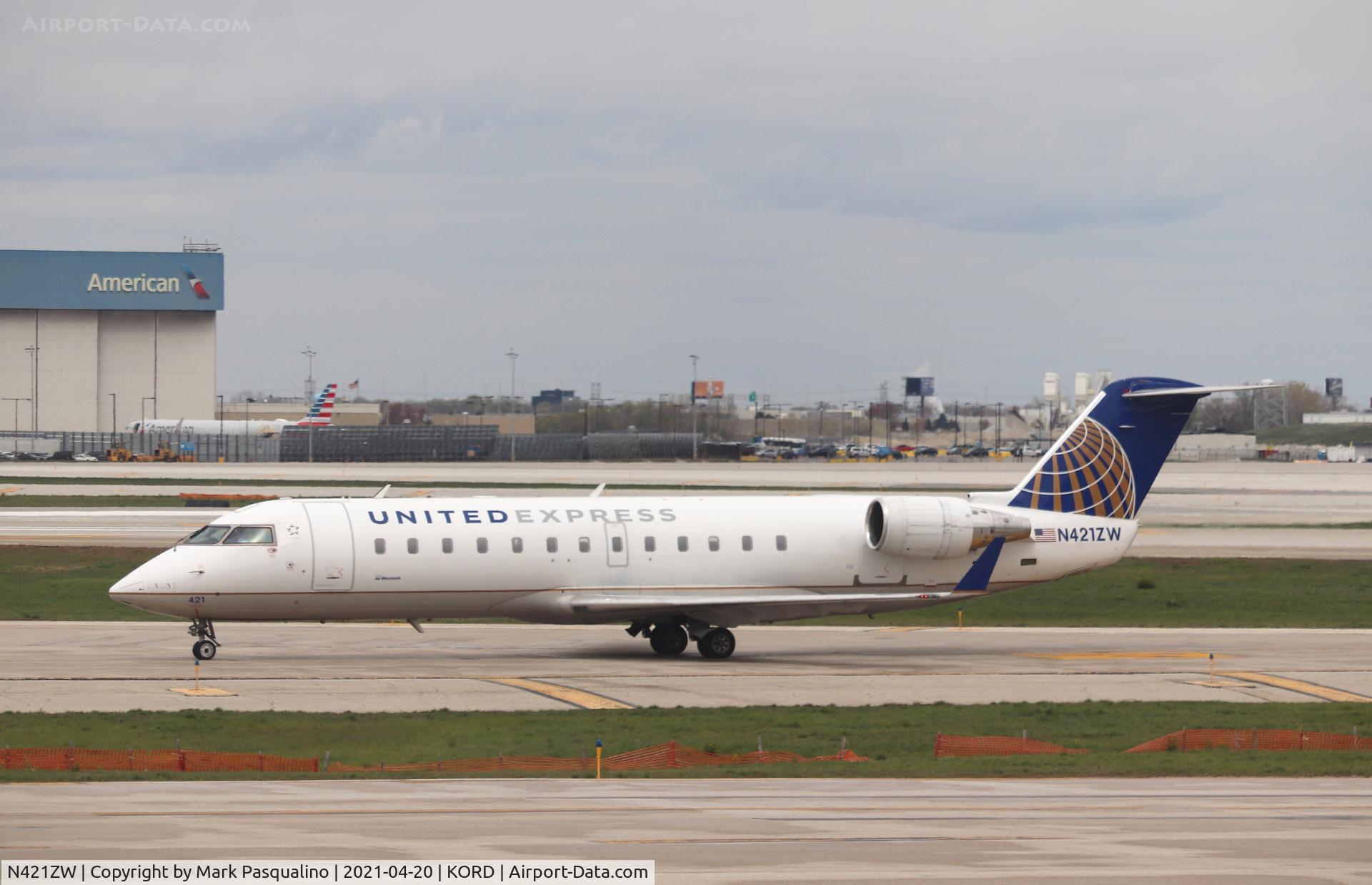 N421ZW, 1999 Bombardier CRJ-200ER (CL-600-2B19) C/N 7346, CL-600-2B19