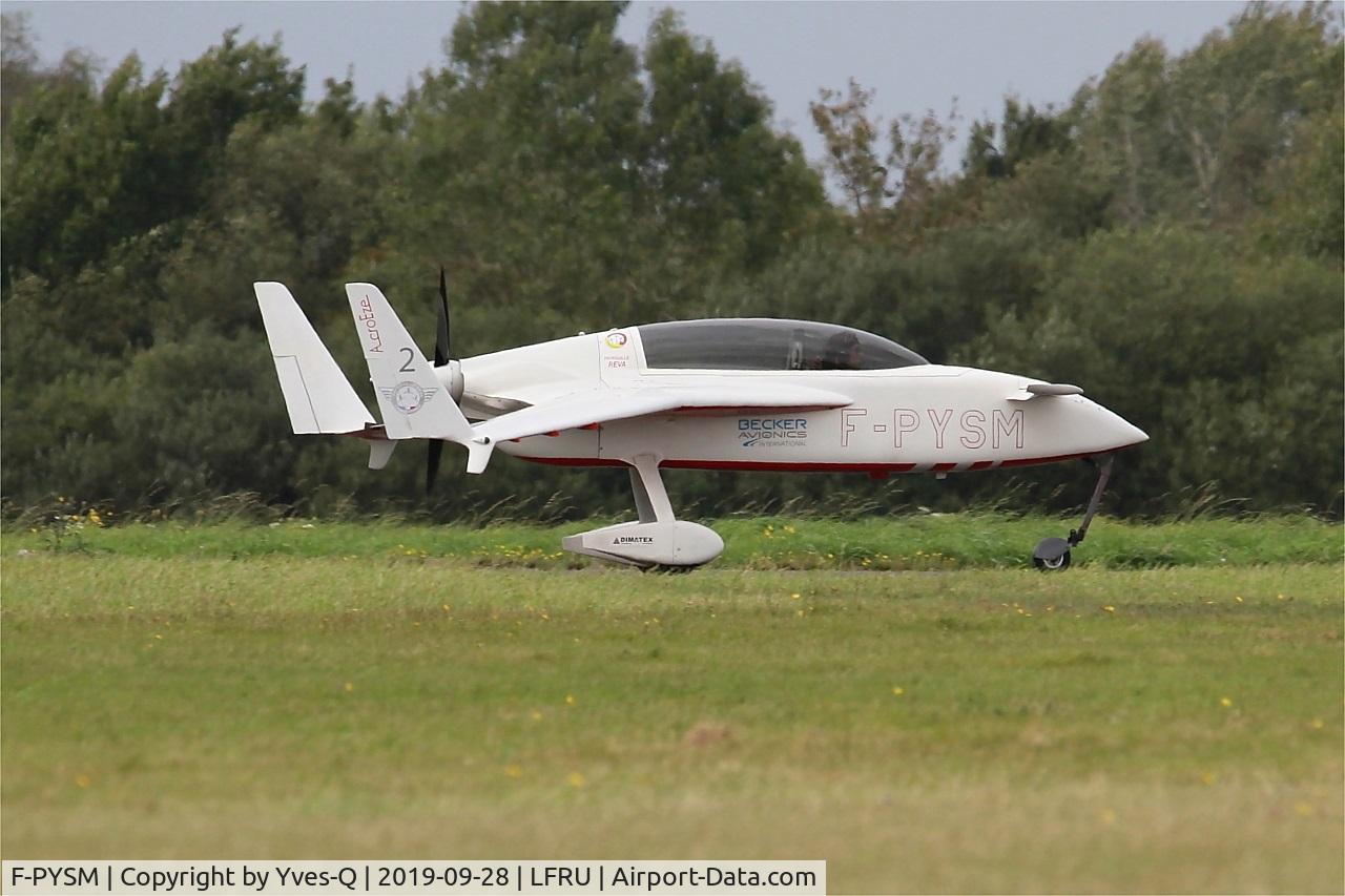 F-PYSM, Rutan VariEze C/N 2048, Rutan VariEze, Taxiing rwy 04, Morlaix-Ploujean airport (LFRU-MXN) Airshow 2019