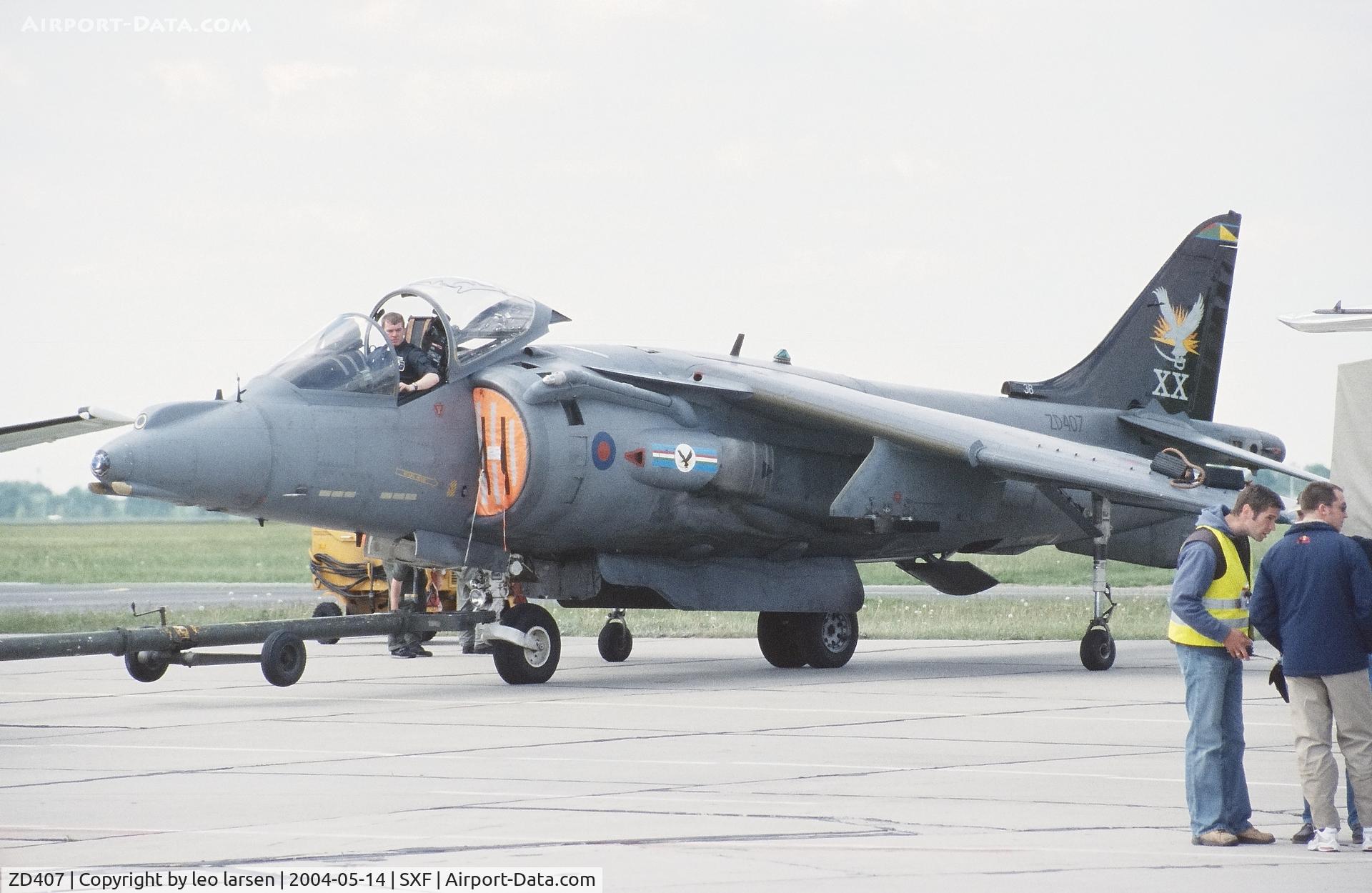 ZD407, British Aerospace Harrier GR.7 C/N P36, Berlin ILA 14.5.2004