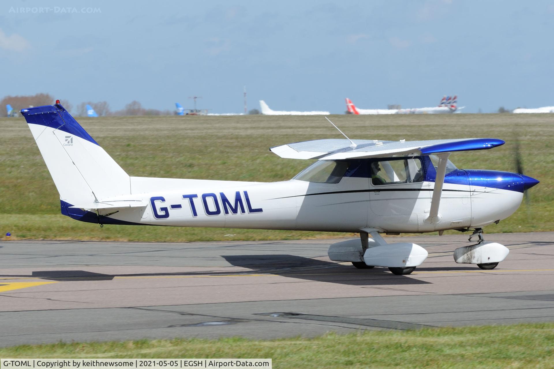 G-TOML, 1977 Reims Cessna F150M C/N 1359, Leaving Norwich.