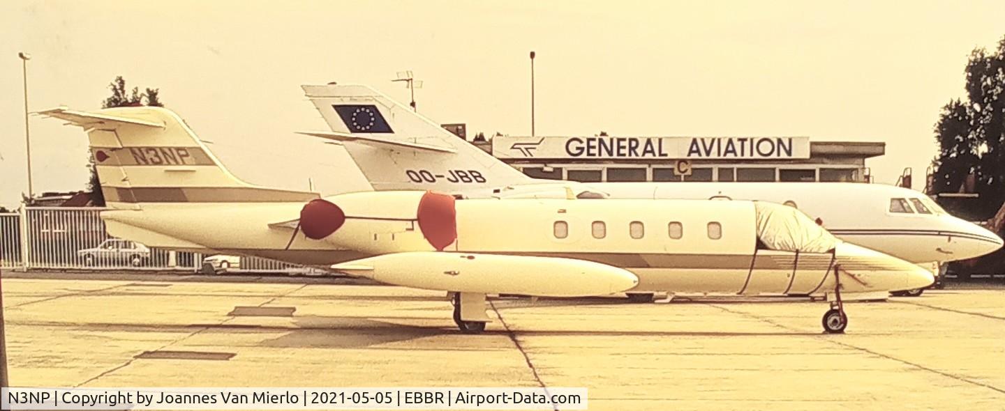 N3NP, 1981 Gates Learjet 36A C/N 36-048, scan from slide