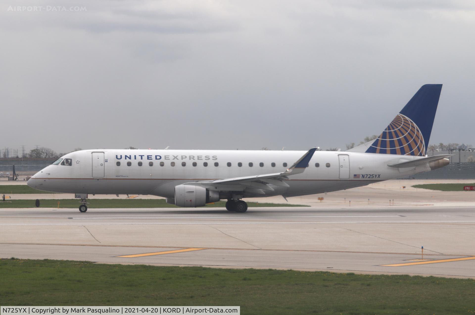 N725YX, 2015 Embraer 175LR (ERJ-170-200LR) C/N 17000506, ERJ-170-200LR