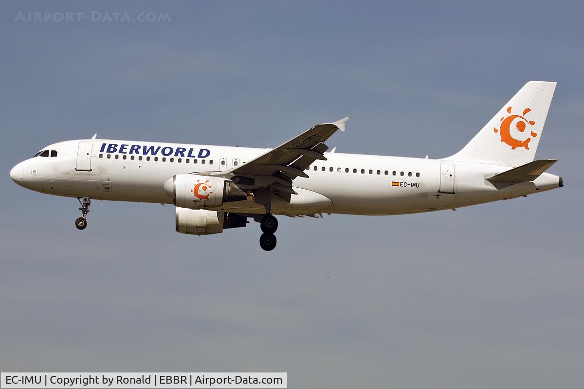 EC-IMU, 1999 Airbus A320-214 C/N 1130, at bru