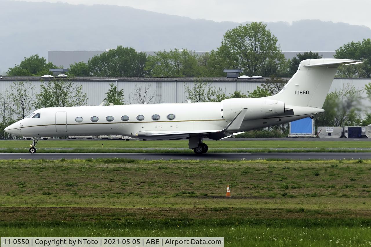 11-0550, 2010 Gulfstream Aerospace C-37B Gulfstream 550 C/N 5297, Plane