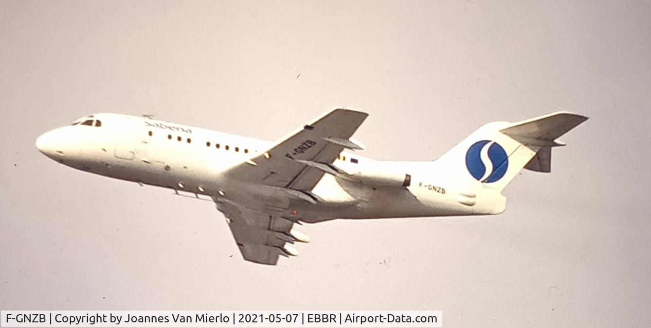 F-GNZB, 1973 Fokker F-28-1000C Fellowship C/N 11073, scan from slide