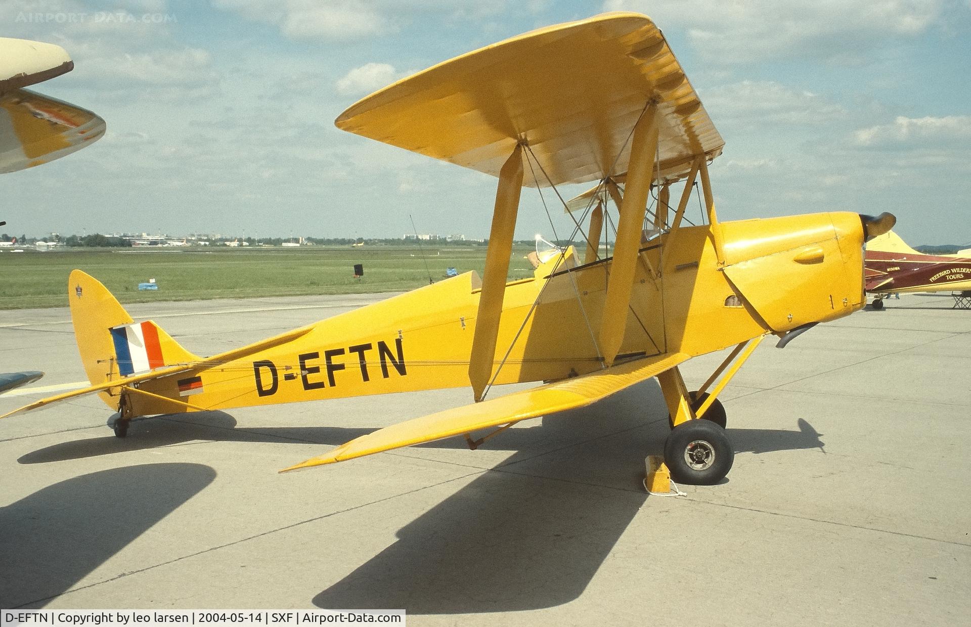 D-EFTN, 1941 De Havilland DH-82A Tiger Moth II C/N 84764, Berlin ILA 14.5.2004