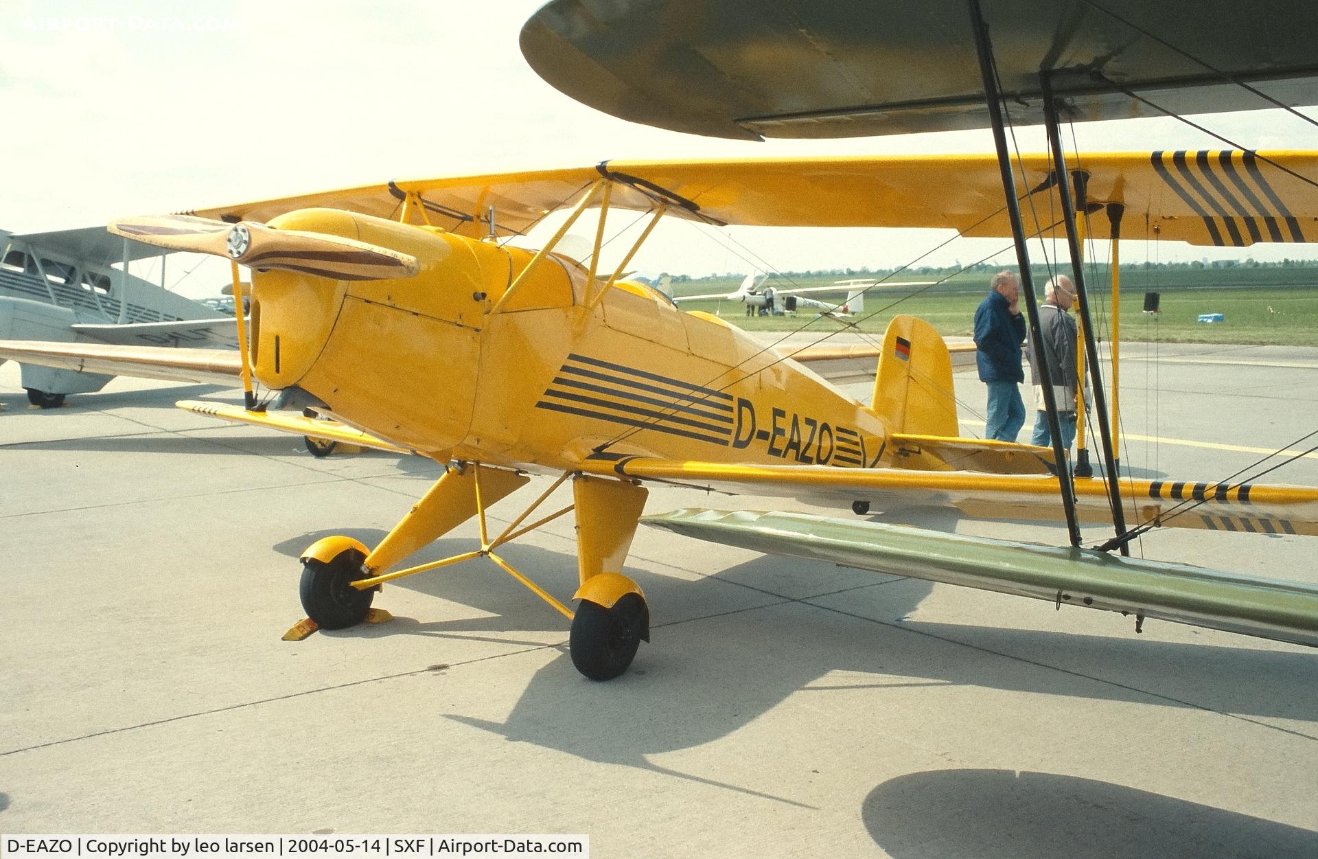 D-EAZO, 1939 Bucker Bu-131B Jungmann C/N 52, Berlin ILA 14.5.2004