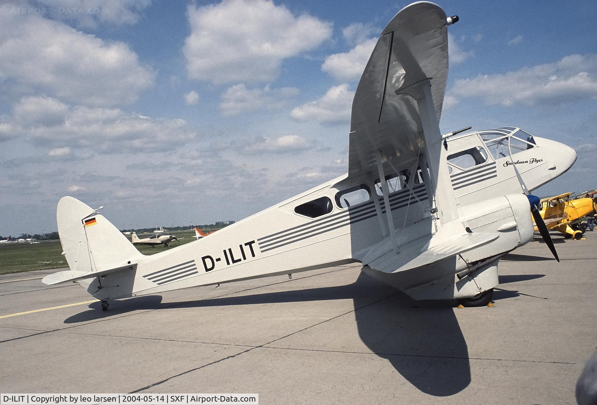 D-ILIT, 1945 De Havilland DH-89A Dominie/Dragon Rapide C/N 6879, Berlin ILA 14.5.2004