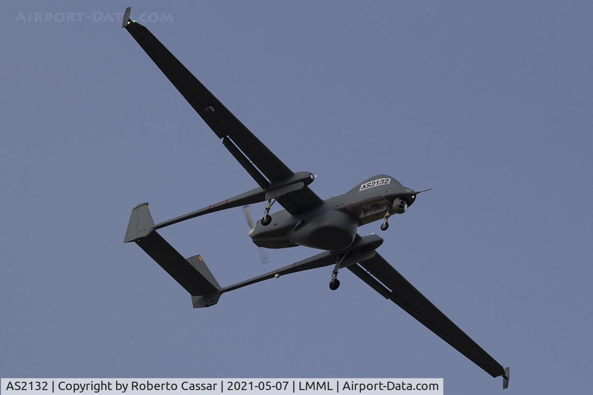 AS2132, Israel Aerospace Industries Heron Shoval C/N 571, Runway 31