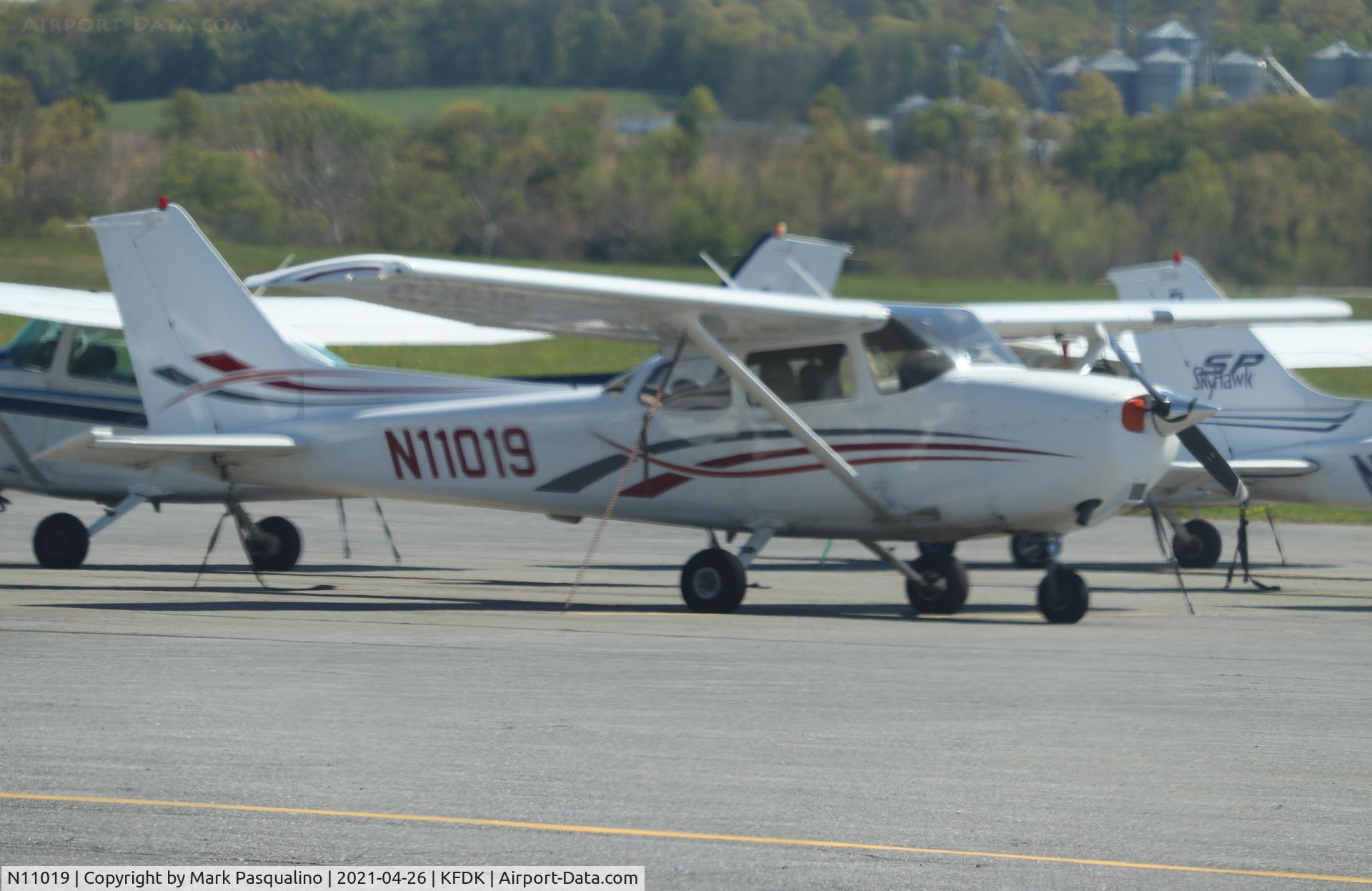 N11019, 2006 Cessna 172S C/N 172S10300, Cessna 172S