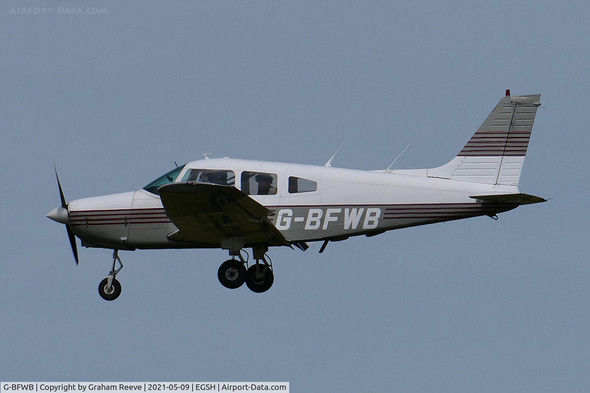 G-BFWB, 1978 Piper PA-28-161 Cherokee Warrior II C/N 28-7816584, Landing at Norwich.