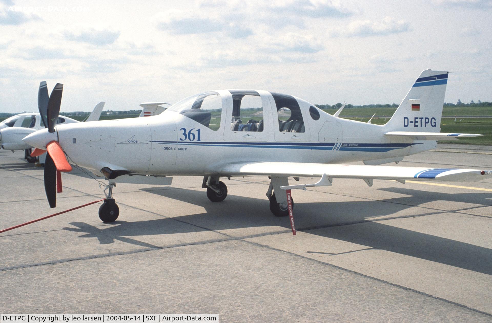 D-ETPG, Grob G-140TP C/N 86000, Berlin ILA 14.5.2004