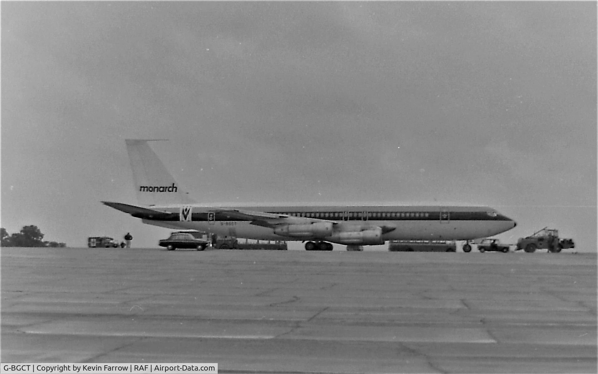 G-BGCT, 1960 Boeing 707-123B C/N 18054, RAF Manston - foamer landing 1979