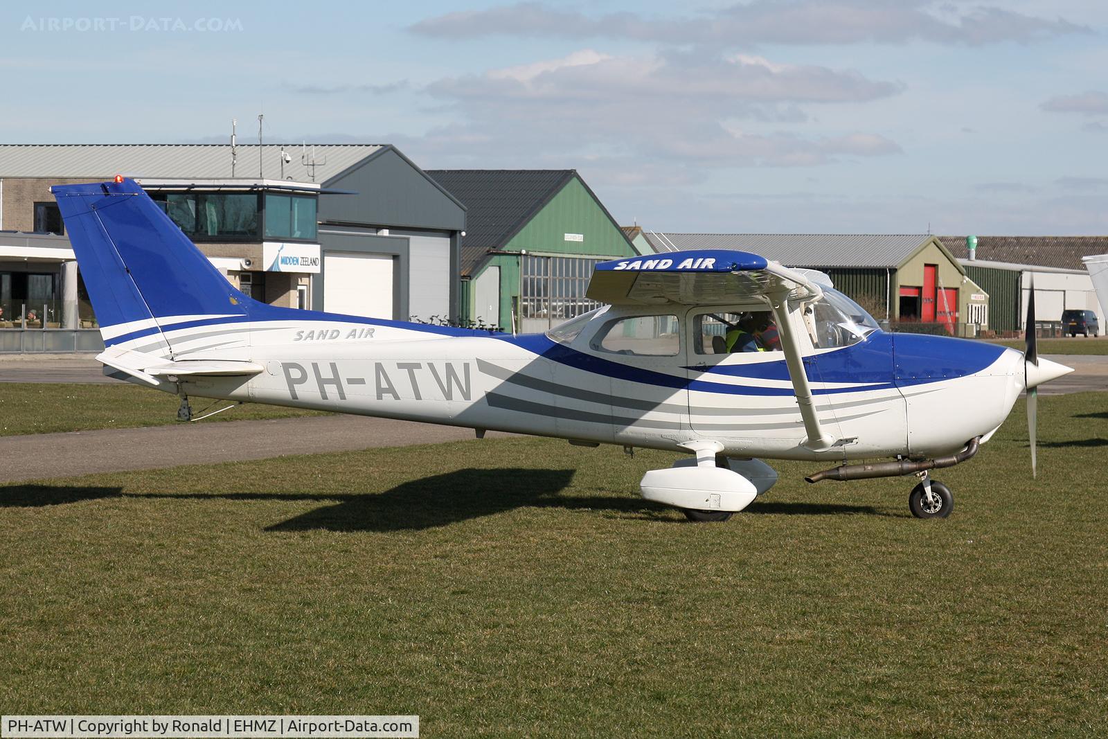 PH-ATW, 1979 Reims F172N Skyhawk C/N F17201802, at ehmz
