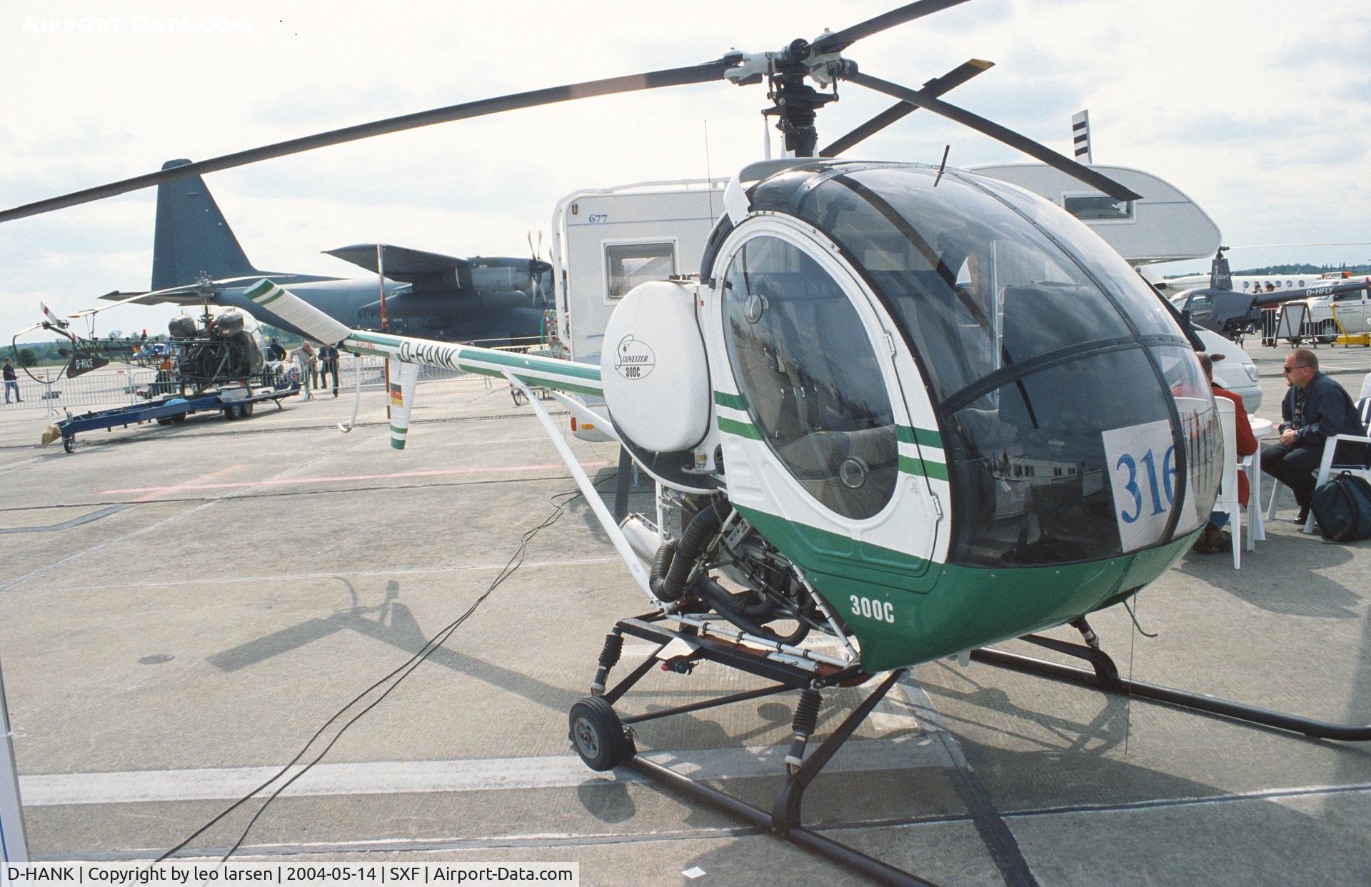 D-HANK, Schweizer 300C C/N S-1811, Berlin ILA 14.5.2004