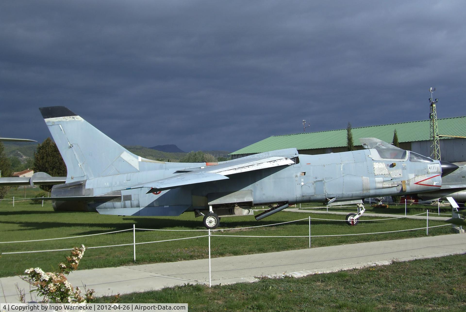 4, Vought F-8E(FN) Crusader C/N 1216, Vought F-8E(FN) Crusader at the Musée Européen de l'Aviation de Chasse, Montelimar Ancone airfield