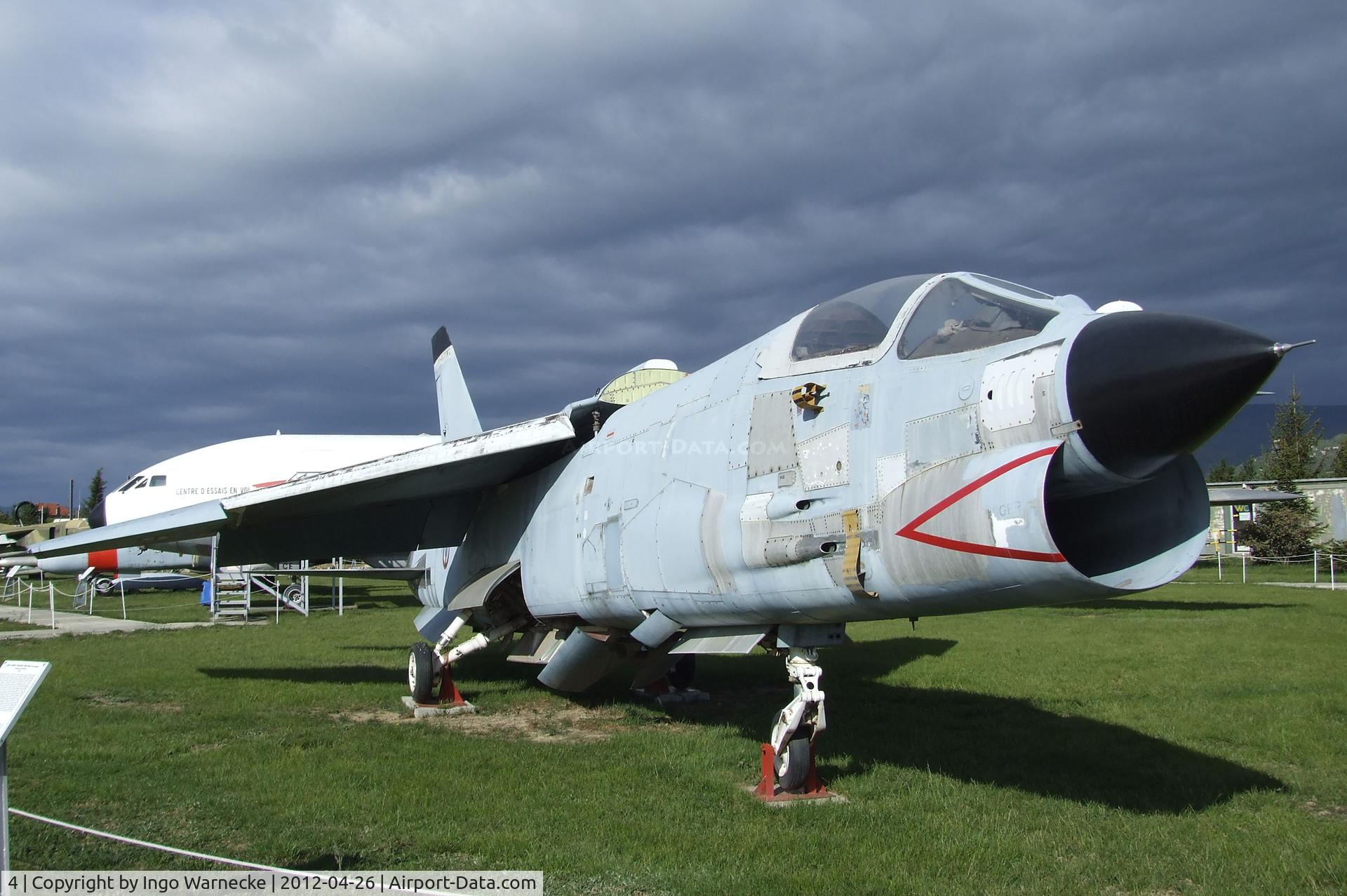 4, Vought F-8E(FN) Crusader C/N 1216, Vought F-8E(FN) Crusader at the Musée Européen de l'Aviation de Chasse, Montelimar Ancone airfield