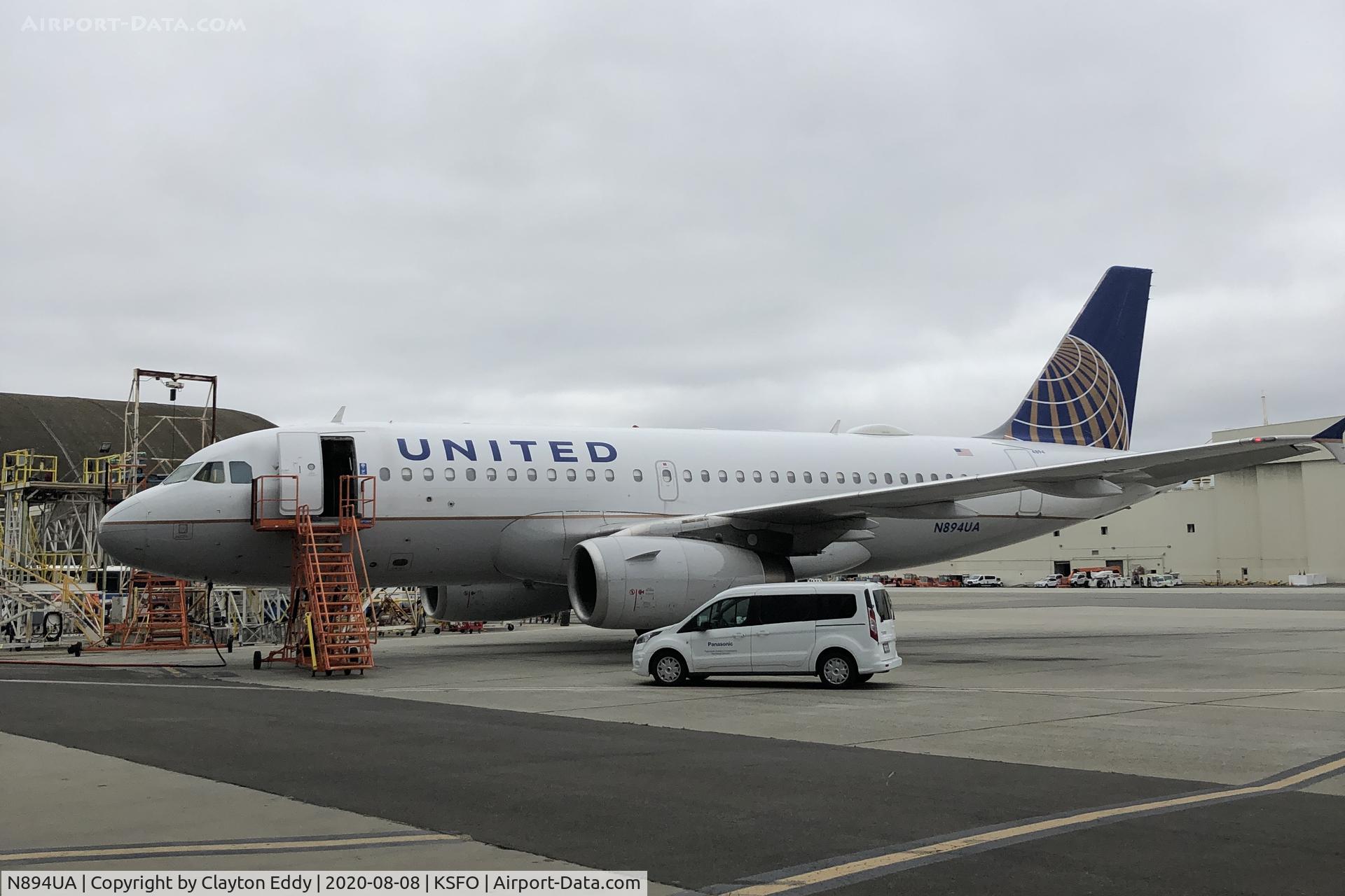 N894UA, 2006 Airbus A319-132 C/N 2969, SFO 2021.