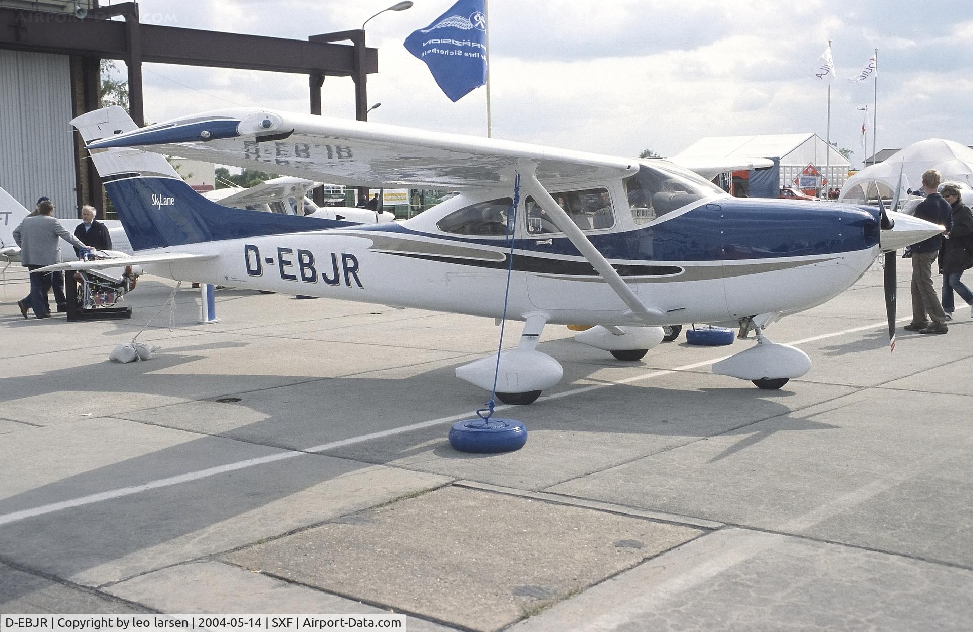 D-EBJR, 2003 Cessna 182T Skylane II Skylane C/N 182-81313, Berlin ILA 14.5.2004