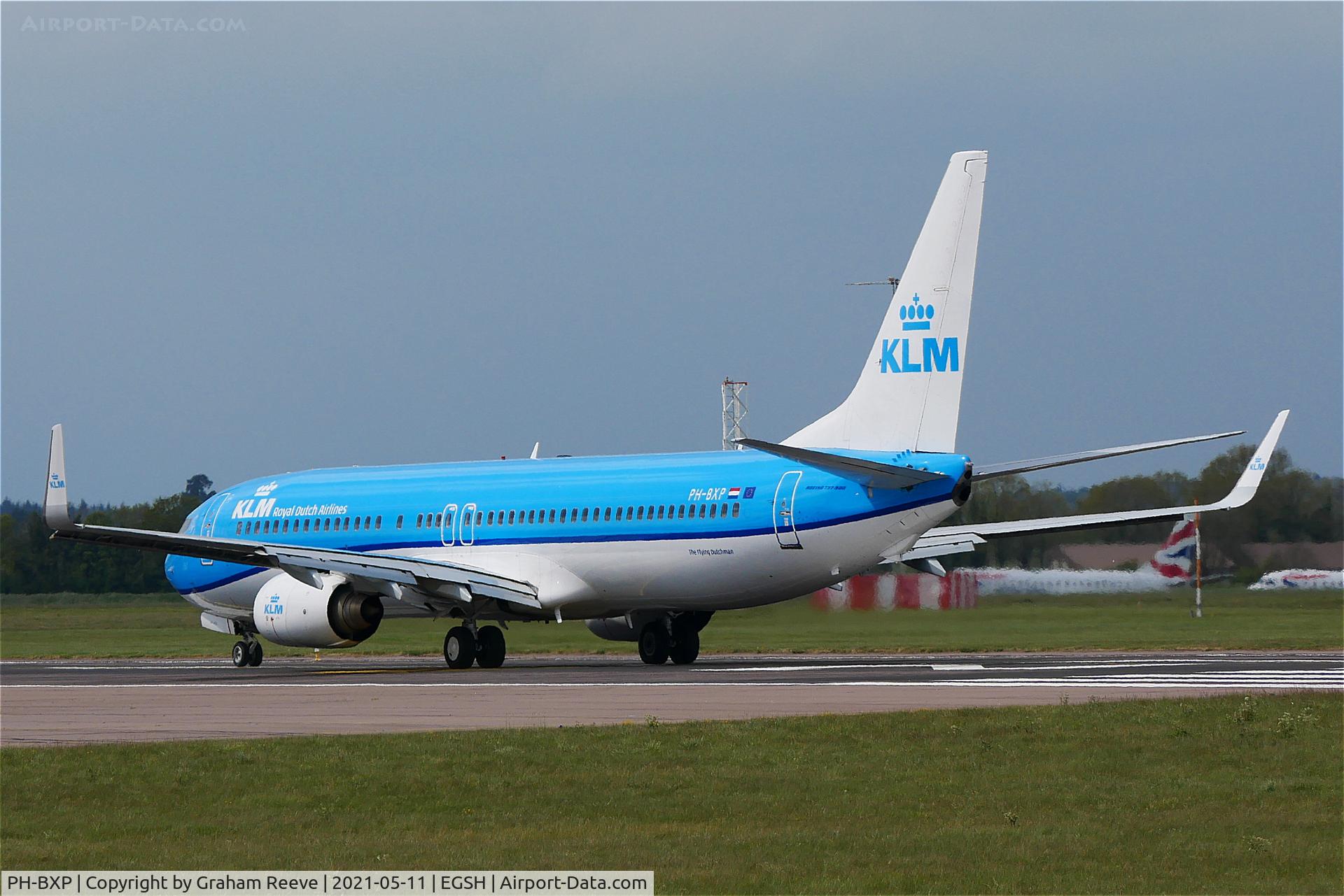 PH-BXP, 2001 Boeing 737-9K2 C/N 29600, Just landed at Norwich.