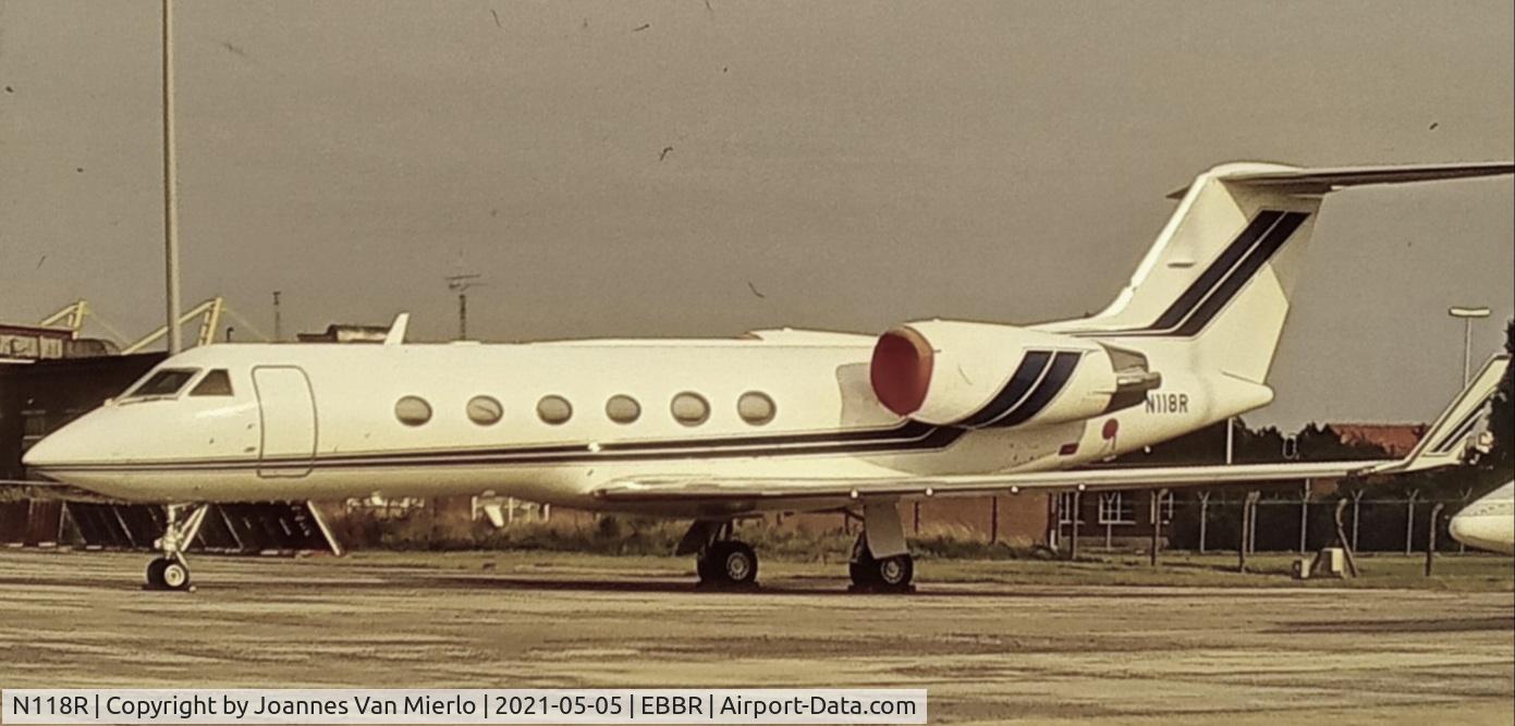 N118R, 1988 Gulfstream Aerospace G-IV C/N 1066, scan from slide mid 90s