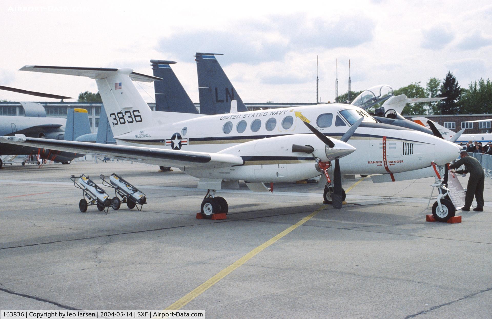 163836, 1987 Beech UC-12M Huron C/N BV-1, Berlin ILA 14.5.2004