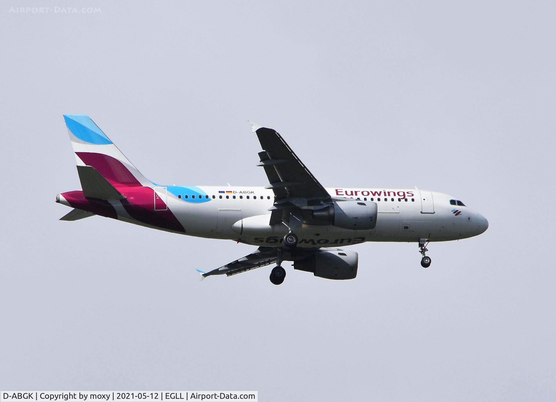 D-ABGK, 2008 Airbus A319-112 C/N 3447, Airbus A319-112 on finals to 9R London Heathrow.