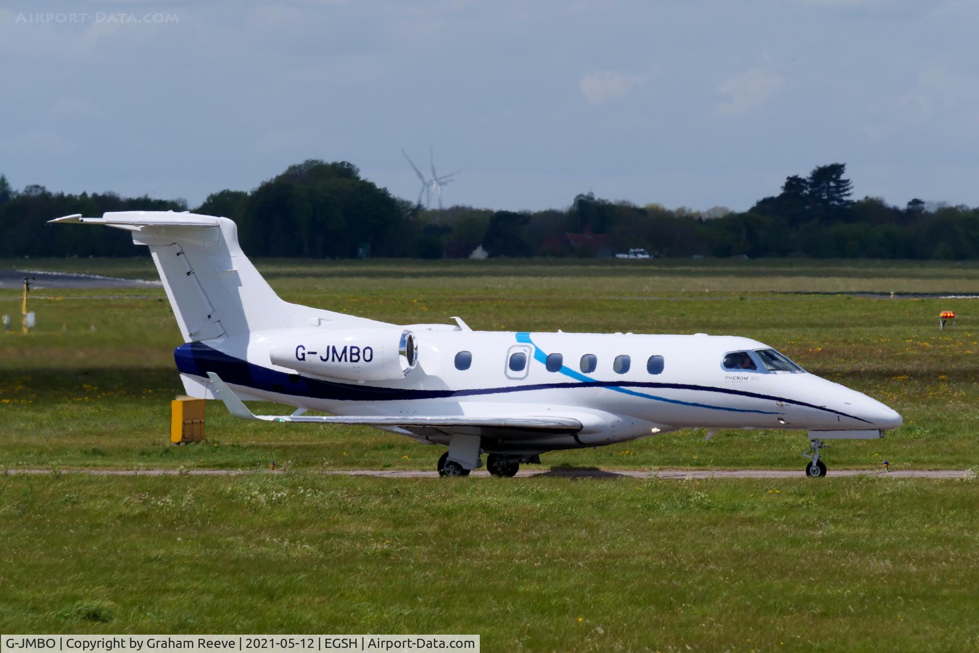G-JMBO, 2016 Embraer EMB-505 Phenom 300 C/N 50500366, Departing from Norwich.