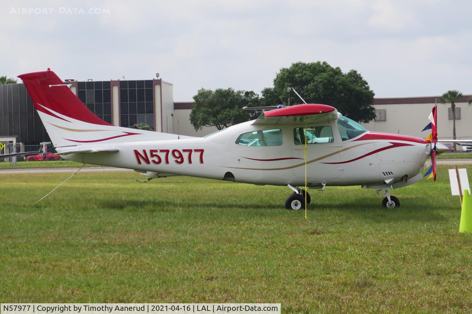N57977, 1976 Cessna T210L Turbo Centurion C/N 21061475, 1976 Cessna T210L, c/n: 21061475, Sun n Fun 2021