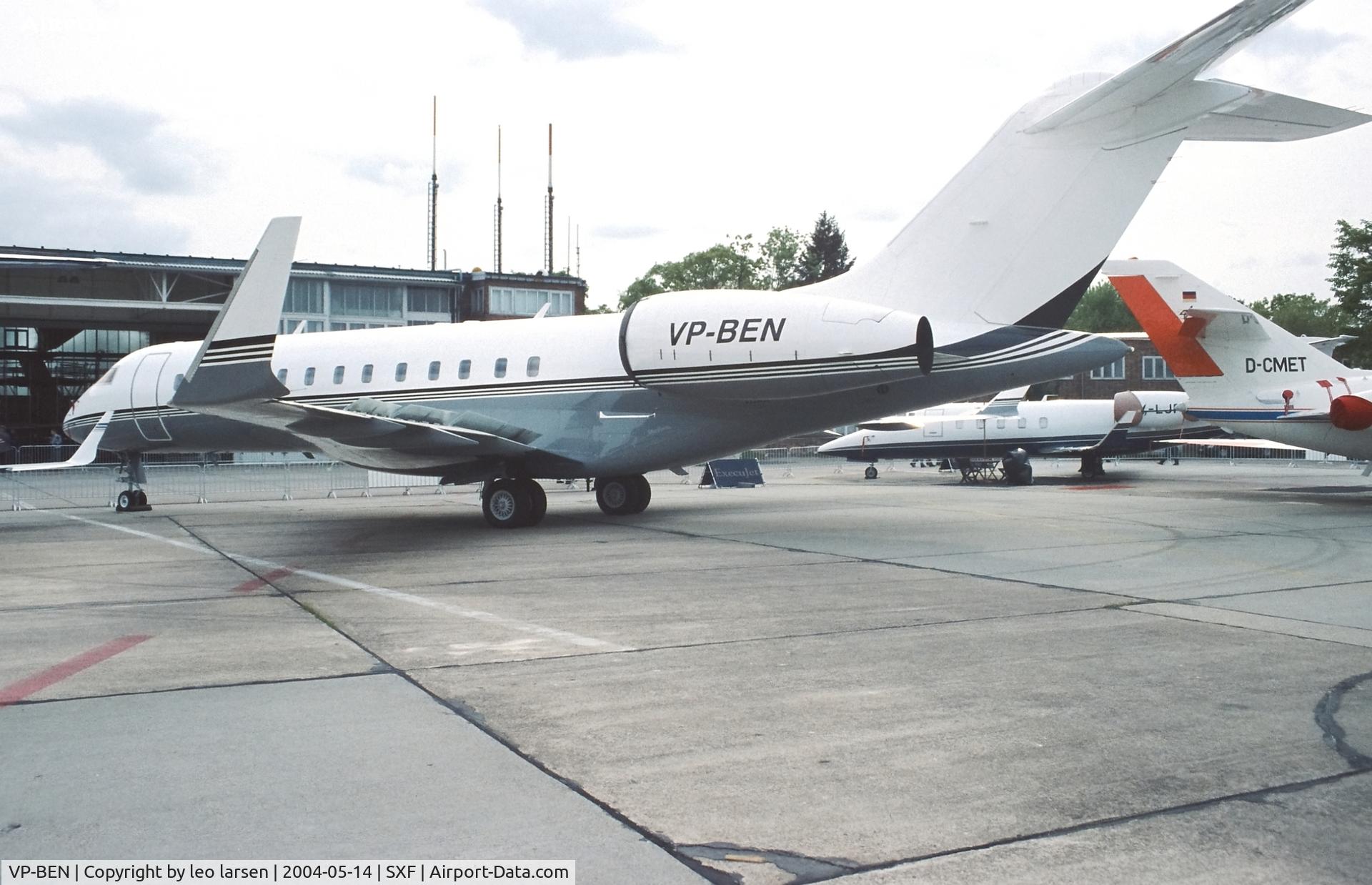 VP-BEN, 1998 Bombardier BD-700-1A10 Global Express C/N 9020, Berlin ILA 14.5.2004