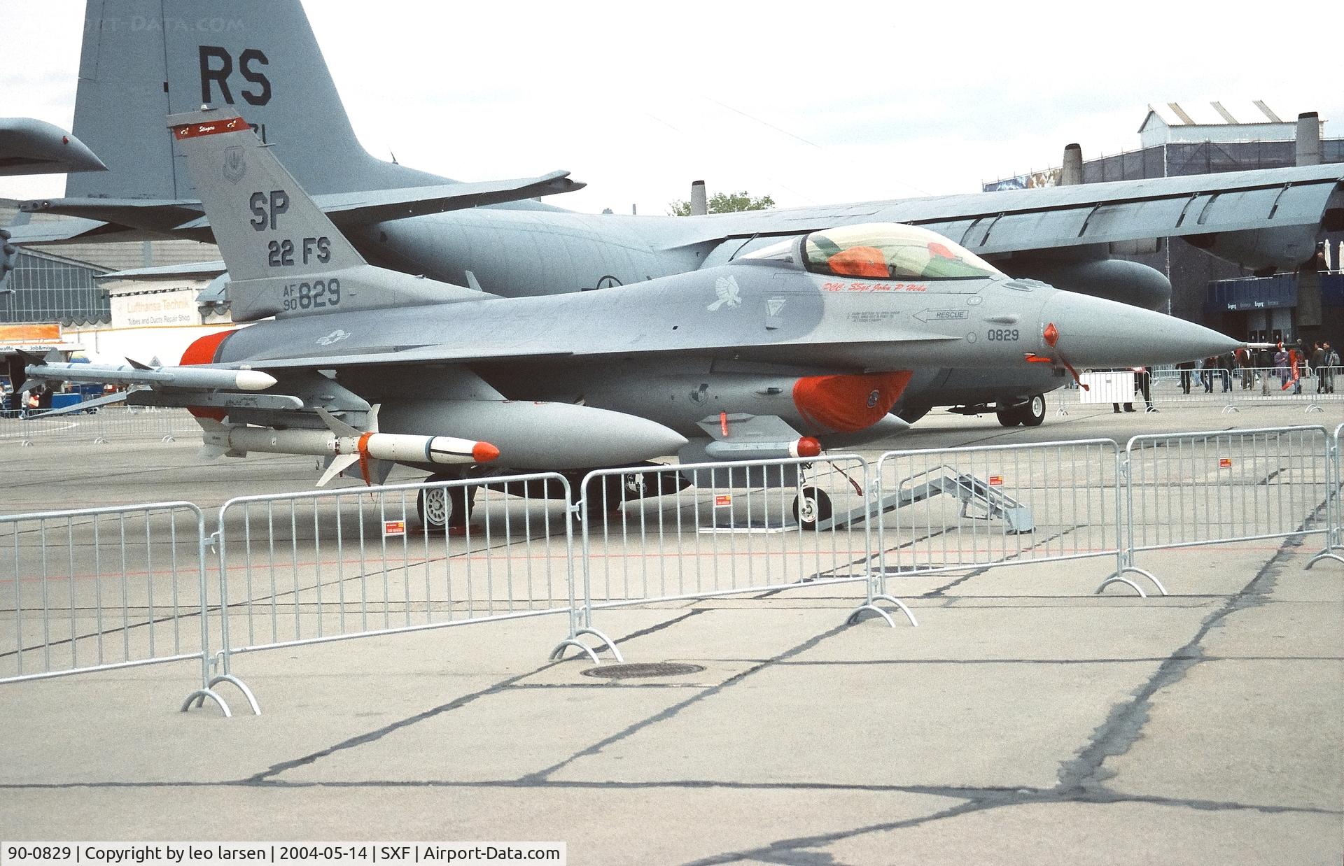 90-0829, 1990 General Dynamics F-16CJ C/N CC-29, Berlin ILA 14.5.2004