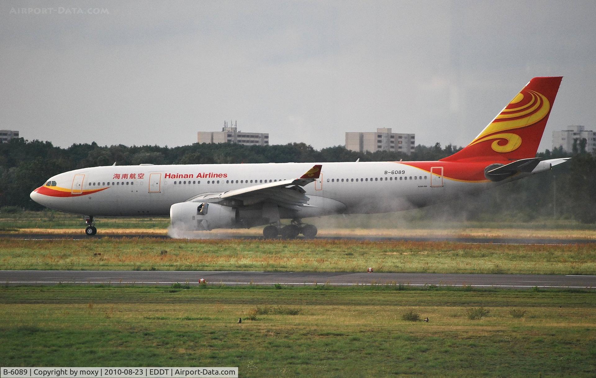 B-6089, 2008 Airbus A330-243 C/N 919, Airbus A330-243 slowing down at Berlin Tegel.
