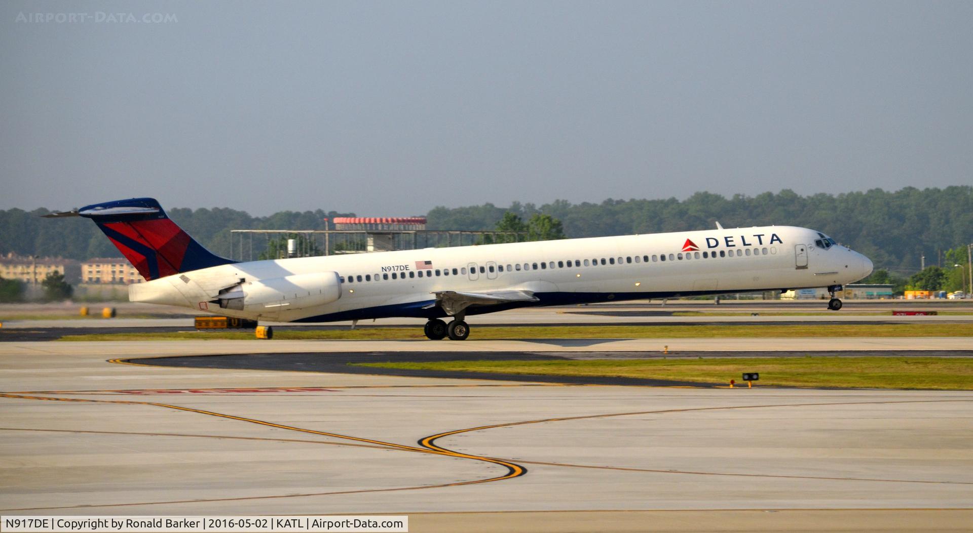 N917DE, 1993 McDonnell Douglas MD-88 C/N 49958, Takeoff Atlanta