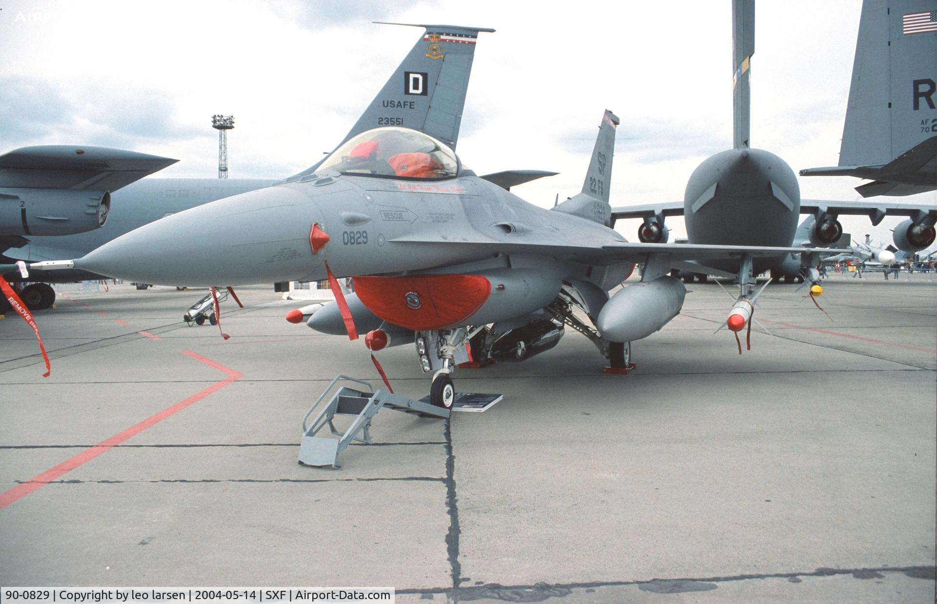 90-0829, 1990 General Dynamics F-16CJ C/N CC-29, Berlin ILA 14.5.2004