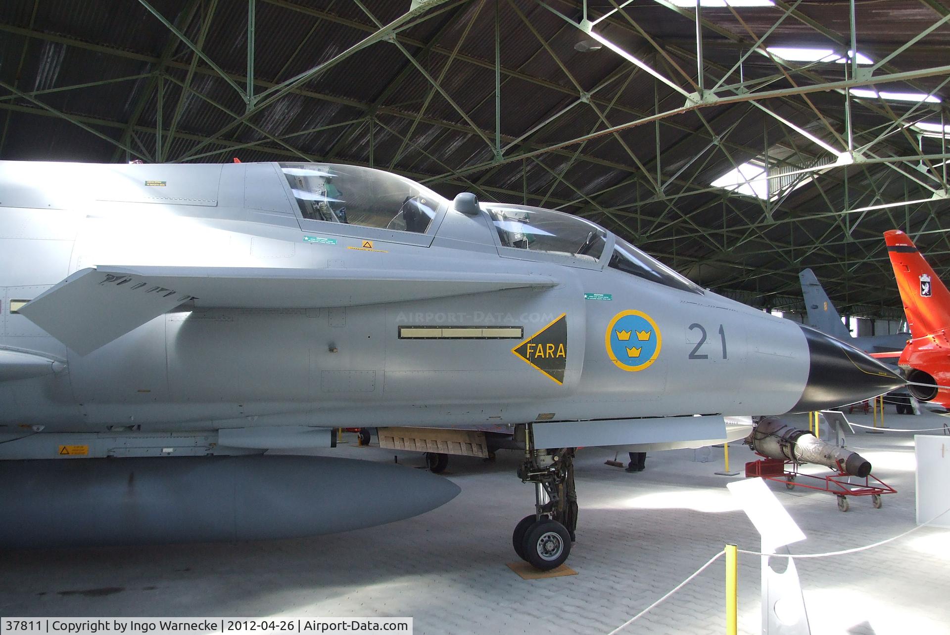 37811, Saab Sk37E Viggen C/N 37811, SAAB Sk37E Viggen at the Musée Européen de l'Aviation de Chasse, Montelimar Ancone airfield