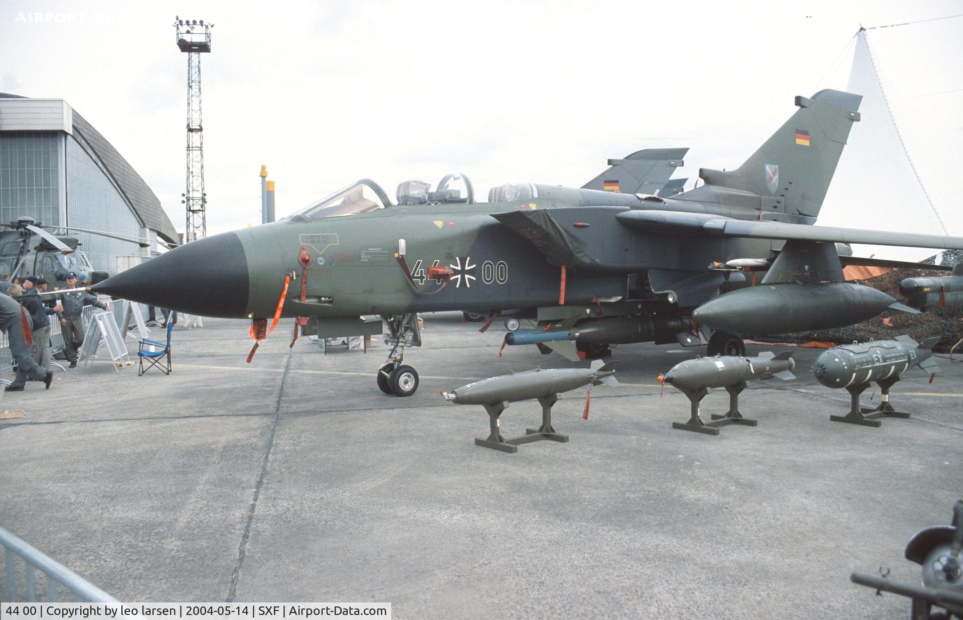 44 00, Panavia Tornado IDS C/N 258/GS067/4100, Berlin ILA 14.5.2004
