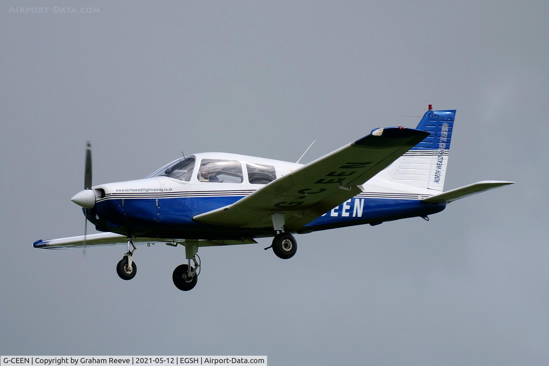 G-CEEN, 1990 Piper PA-28-161 Cadet C/N 2841293, Landing at Norwich.