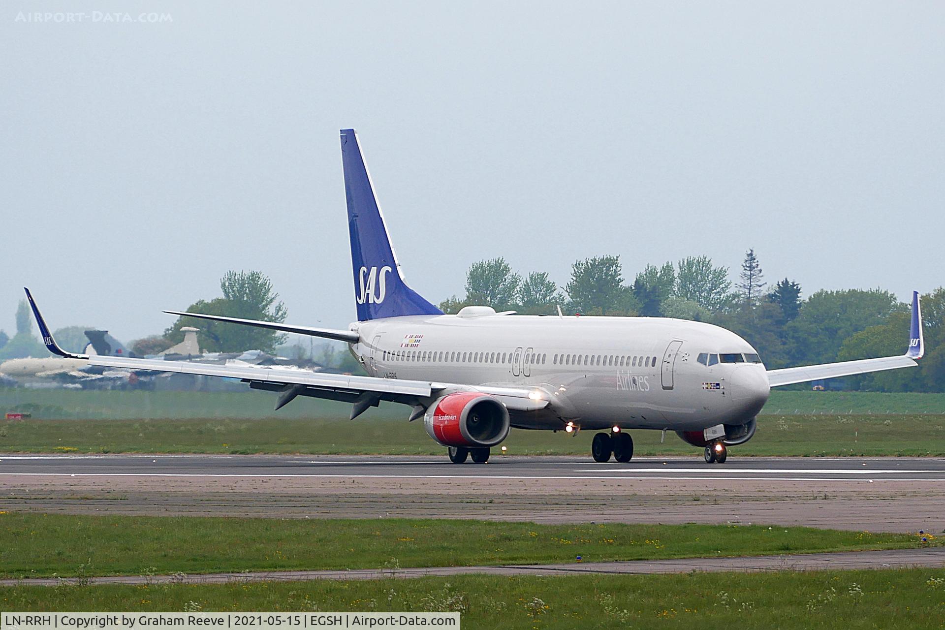 LN-RRH, 2009 Boeing 737-883 C/N 34546, Just landed at Norwich.