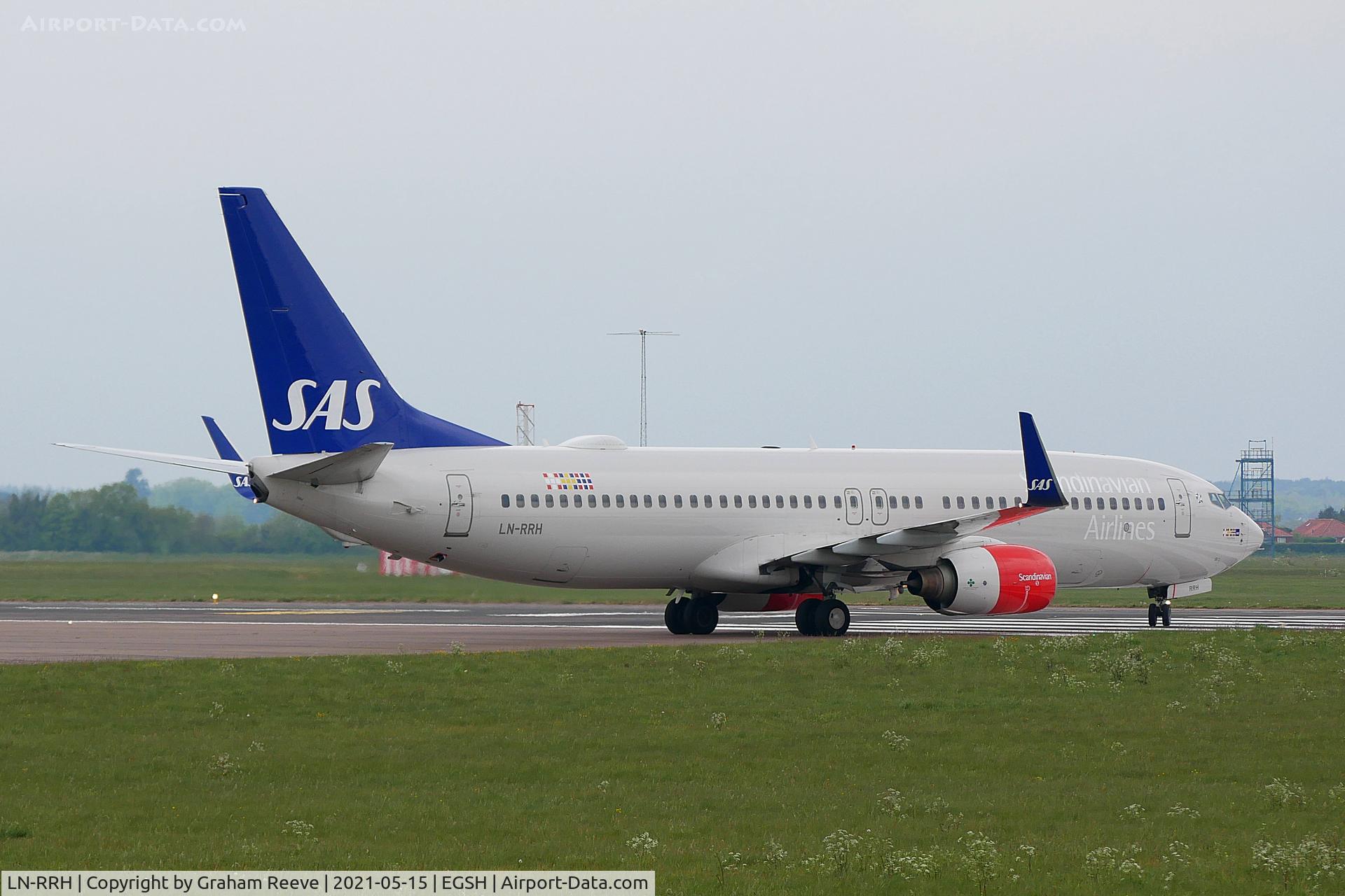LN-RRH, 2009 Boeing 737-883 C/N 34546, Just landed at Norwich.